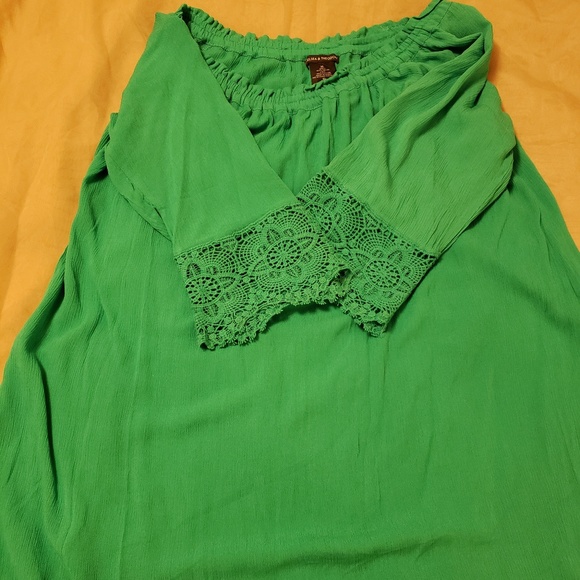 Chelsea & Theodore Shirt - Picture 7 of 7